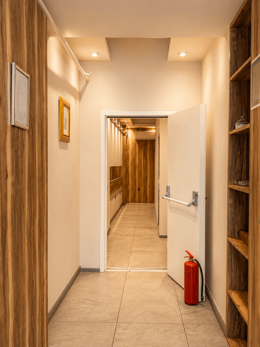 Aymira Suite Hotel otel giriş ve resepsiyon alanı, fotoğraf 7